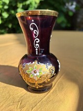 Petit vase en verre émaillé pourpre ancien avec jolie décoration raffinée