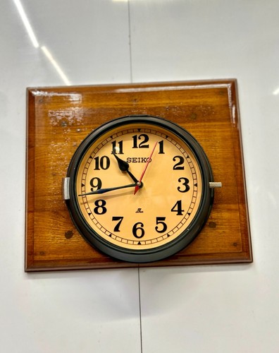 Ancienne horloge murale - , seiko