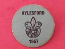 Scoutisme : Insigne d'organisateur du Jamboree d'or scout de 1957 en Angleterre