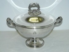 -IMPORTANTE SOUPIERE ARGENT MASSIF XIXe  MINERVE COURONNE Marquis/Comte  2Kg