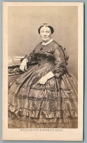Cdv 1865 femme - 1865, pose