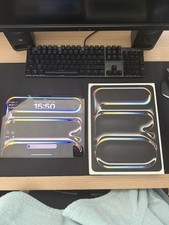 Apple iPad Pro 13 (2024) WiFi 256 GB noir foncé 33 cm (13 pouces) Apple M4