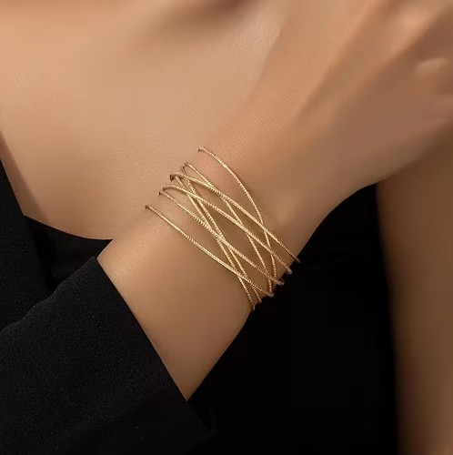 Bracelet manchette fantaisie - bracelet,