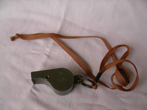 Ww2 postwar sifflet - ww2/postwar,