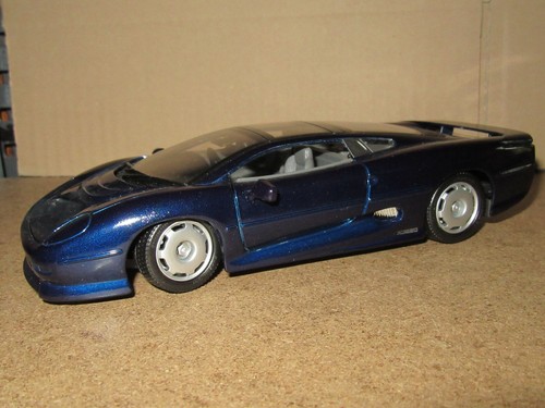 Maisto jaguar xj220 supercar - maisto,