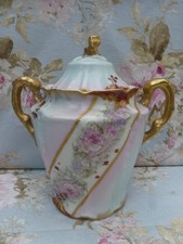 Sucrier porcelaine , fleurs et branchages Limoges 1900 rocaille bouton couvercle