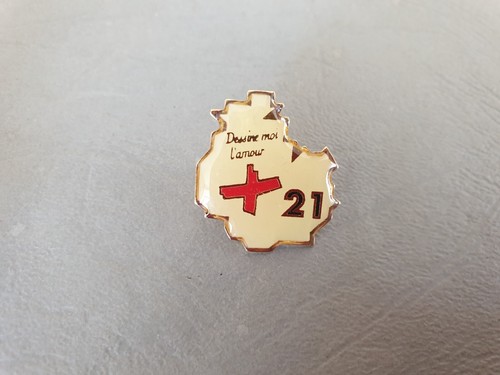 Pin sante croix rouge - -,