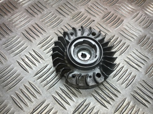 Volant moteur pour - volant,