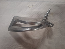 PLATINE ARRIERE GAUCHE TRIUMPH 1050 SPEED TRIPLE  REF T2080948