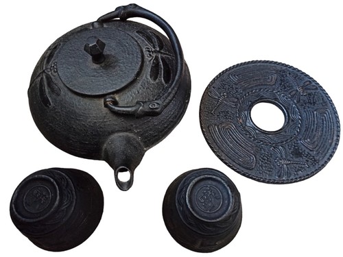 Théière japonaise fonte