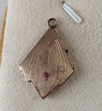 Ancien pendentif / médaillon