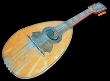 MANDOLINE. BOIS. AVEC