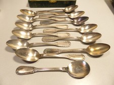 Lot 12 cuillères dessert