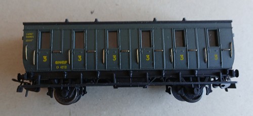 Voiture essieux 3e - 2, classe