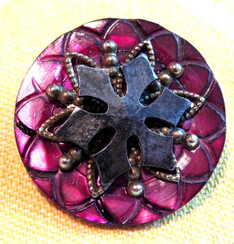 Bouton xixème nacre - xixème,