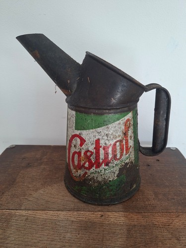 Ancien broc huile castrol - broc, a
