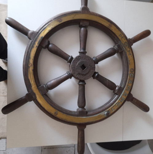 Barre roue gouvernail - à,