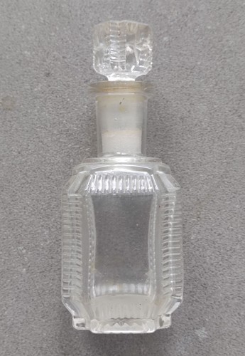 Ancien flacon toilette - de, en