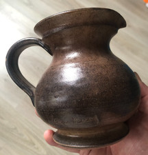 Petit Pichet en Grés signé