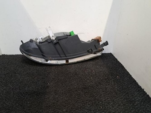 Optique avant principal gauche