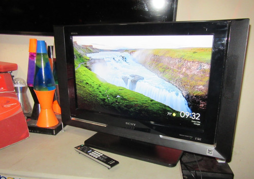 Beautiful sony bravia - beautiful, 26”