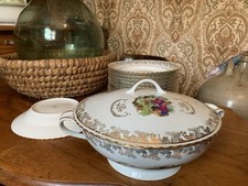 Service à potage, motif
