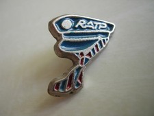 Pin's RATP - casquette et