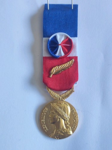 Médaille honneur travail - d,