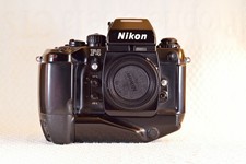 Nikon F4s - MB-21 (Boitier Pro AF 1988)
