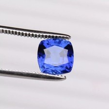 4,80 ct. forme coussin saphir