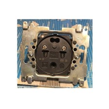 Arnould 65030 Prise 2P 10/16A