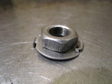 Ecrou et rondelle de cloche