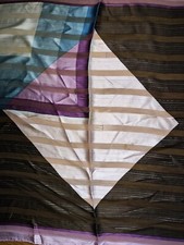 Châles foulard écharpe 100% soie Silk Twill vintage VALENTINO