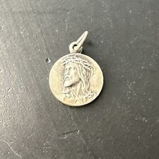 Ancien Pendentif Metal Argenté Breloque Art Nouveau déco religieuse jésus christ