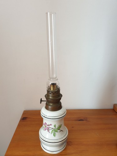 Ancienne lampe pétrole - ancienne,