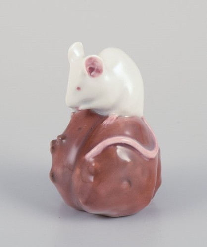 Royal copenhagen figurine en - royal,