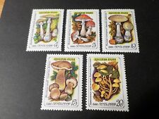RUSSIE 1986, timbres 5304/5308, CHAMPIGNONS, MUSHROOMS, FLORA neufs** MNH STAMP
