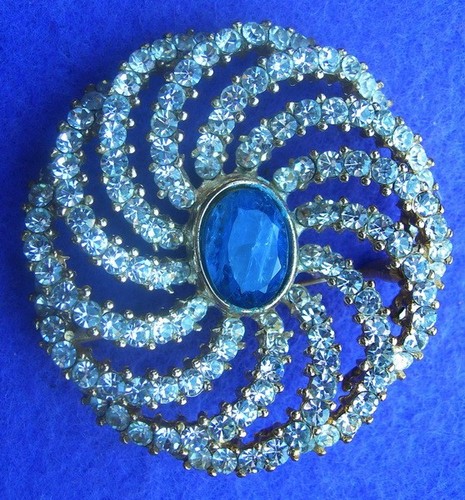 Vtg broche métal doré pavé - broche,