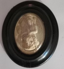 Cadre Reliquaire Napoleon III Decors Fileuse signé Hanser