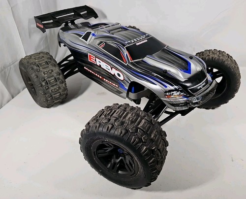 Traxxas revo scale 4x4 - 1/8,