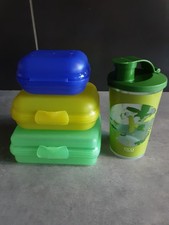 Lot de boîtes Tupperware