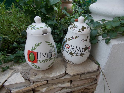 Jolis pots condiments olives - pots,