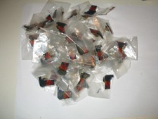 PIN'S PINS TOTAL PARIS LE CAP 92 lot de 50 pièces jamais ouvert 