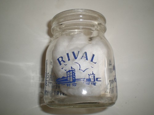 Ancien pot yaourt rival - , de