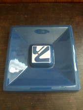 ANCIEN GRAND CENDRIER CARRE