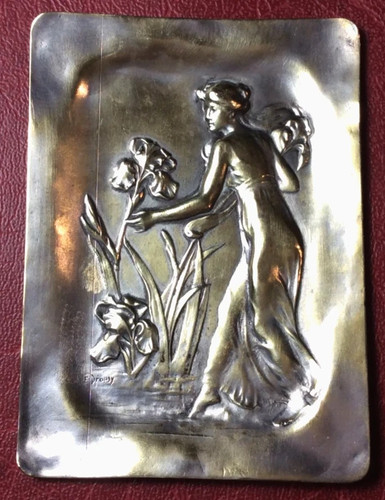 Art nouveau dame - nouveau,