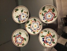 Anciennes sous-tasse