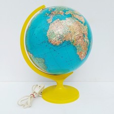 Grand Globe Terrestre Lumineux