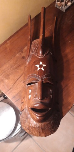 Masque africain tribal bois