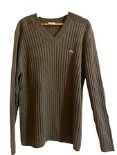 LACOSTE  pull chaud en laine